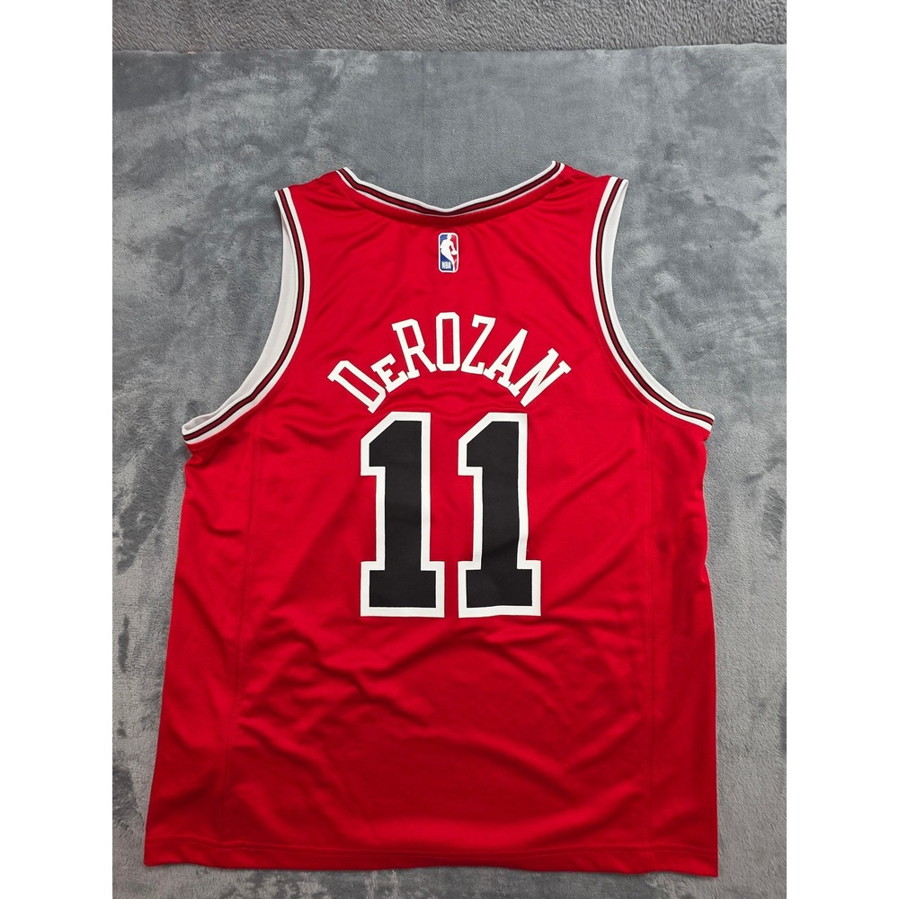 Fanatics Chicago Bulls DeMar DeRozan 11 NBA Jersey Mens Medium Red Fast Break